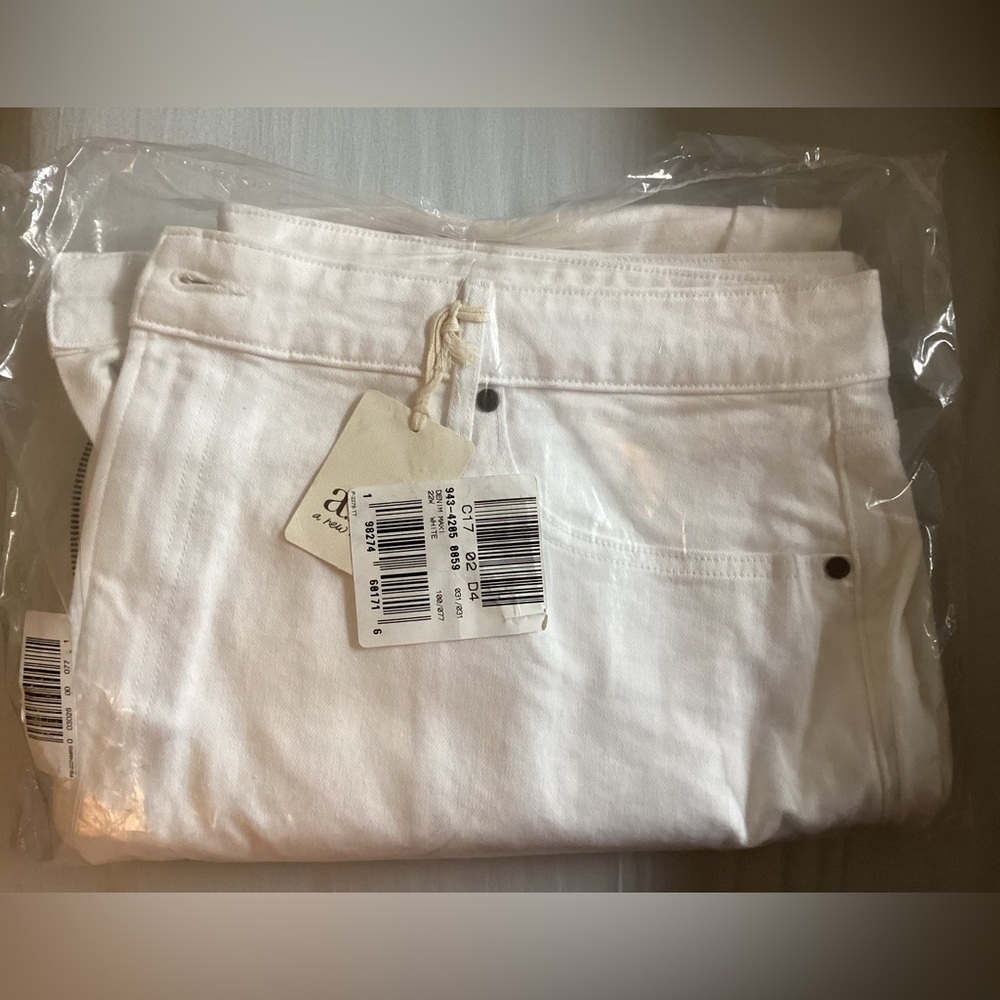 ANA a.n.a denim long maxi skirt size 22W in milky white. Front slit, pockets NWT - Picture 4 of 6